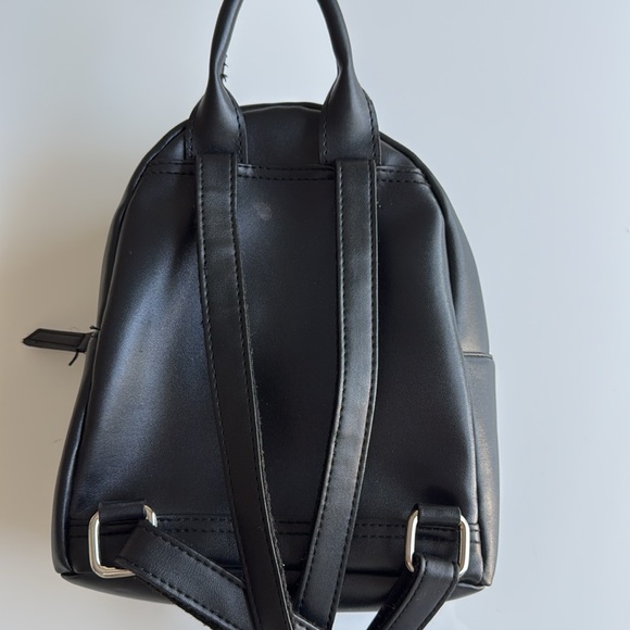 Bubble guppies mini kids backpack - Picture 4 of 5